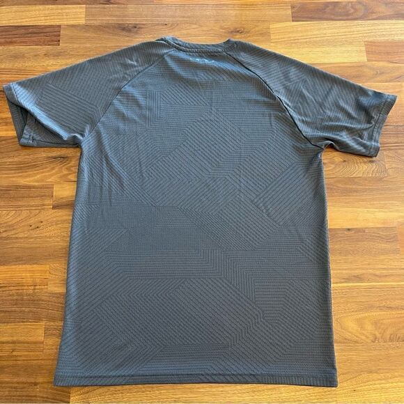 🍋 Under Armour • Men’s Loose Fit HeatGear Athletic T-Shirt in Dark Gray Size S - Picture 5 of 5